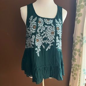 Floreat, Size S, Color: Forest Green with embroidery